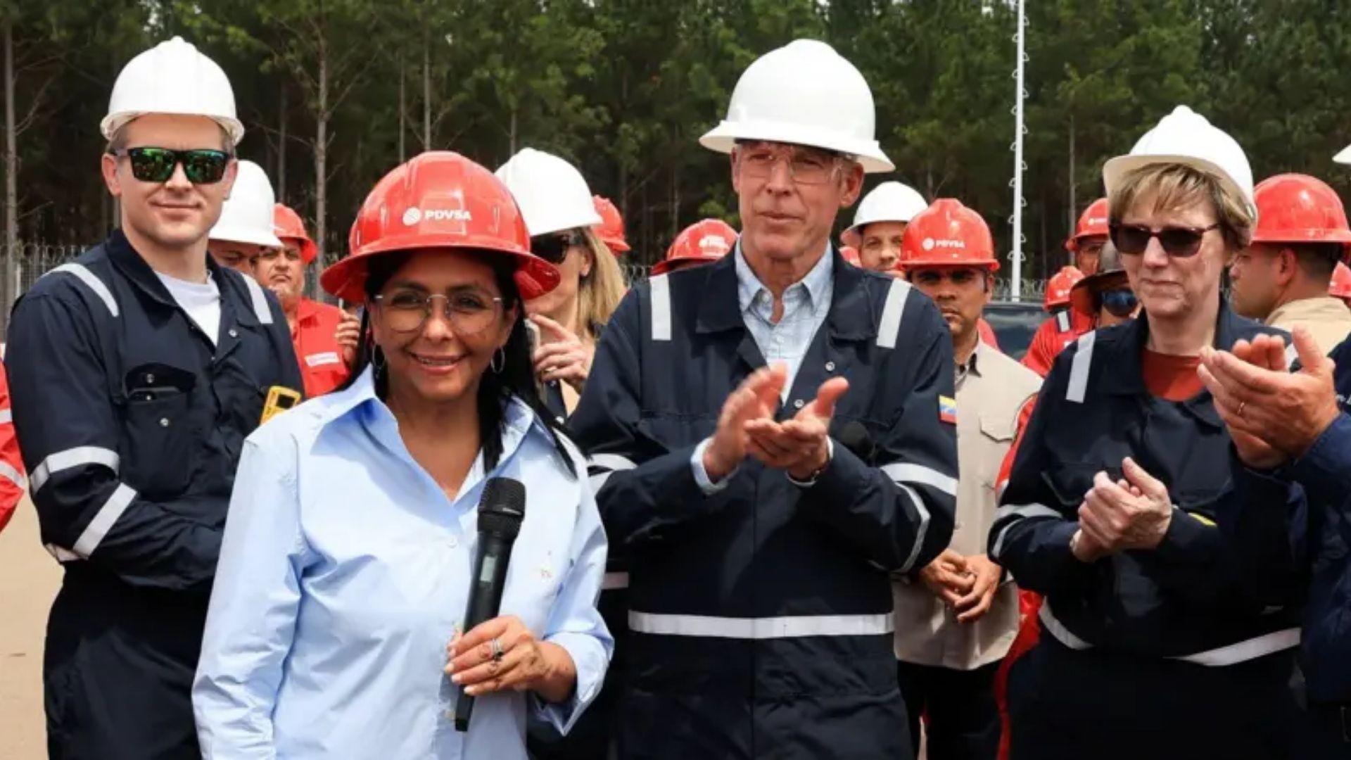 O que é o 'maior acordo petrolífero da história' anunciado por EUA e Venezuela — e por que ele é tão controverso