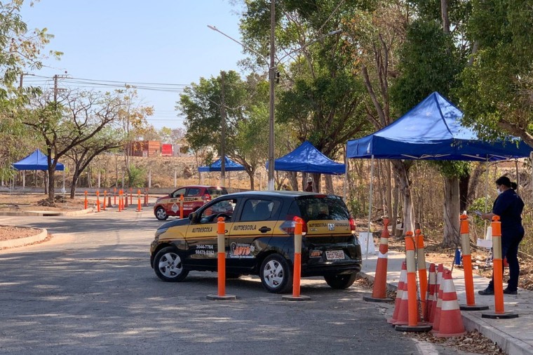 Detran-MT flexibiliza exame da CNH, autoriza carros automáticos e tira baliza como etapa eliminatória