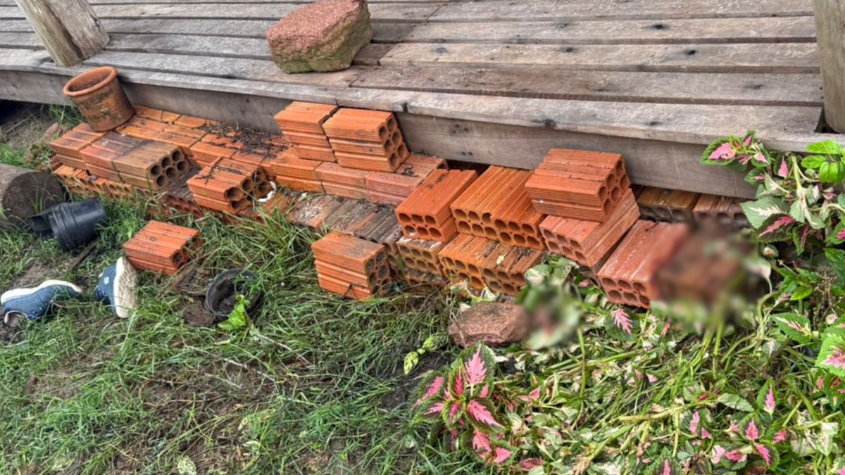 Homem é preso suspeito de matar a própria mãe com pedradas no RS; polícia investiga feminicídio