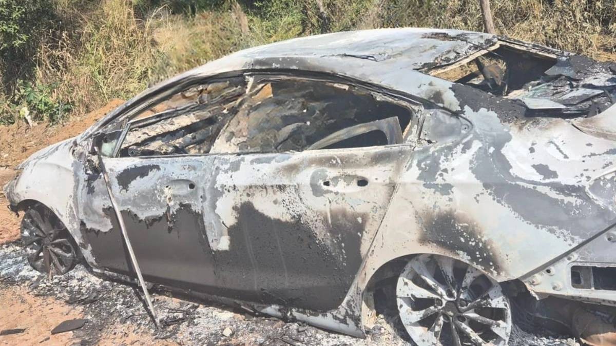 Ossada humana é encontrada em carro carbonizado