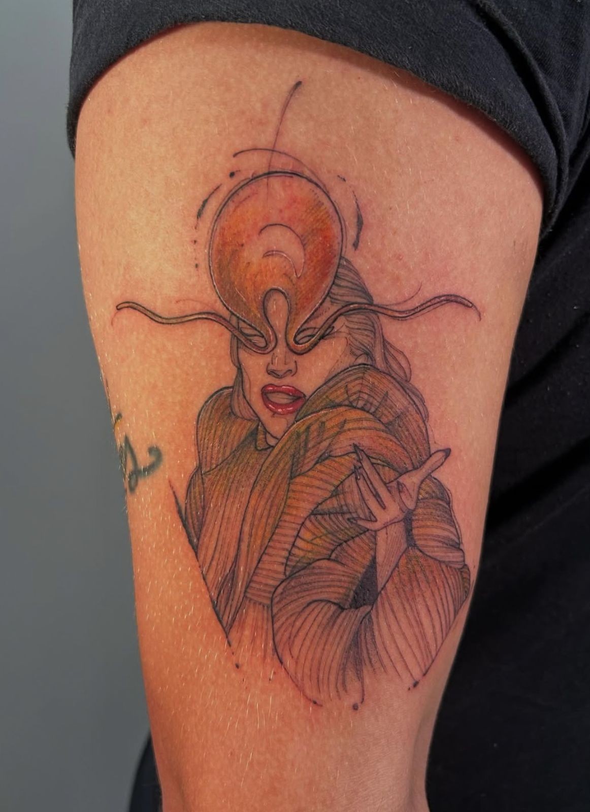'Lady Gaga me salvou': fã eterniza relação com a cantora na pele