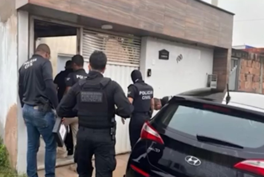 Homem é preso na Bahia por suspeita de exigir dinheiro e ameaçar vítimas com divulgação de imagens íntimas
