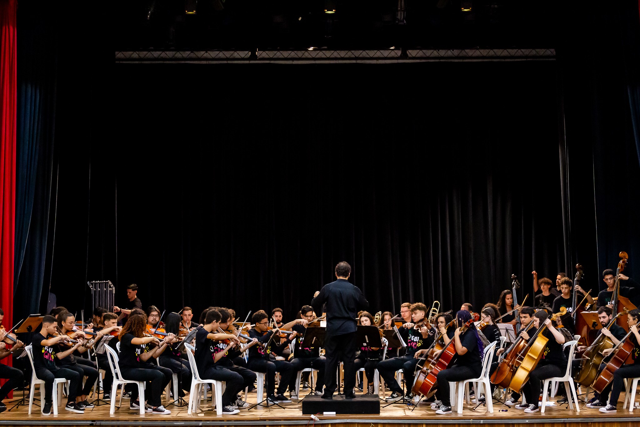Ao som de clássicos instrumentais, Orquestra Sinfônica do Guri se apresenta em Rosana e Sandovalina