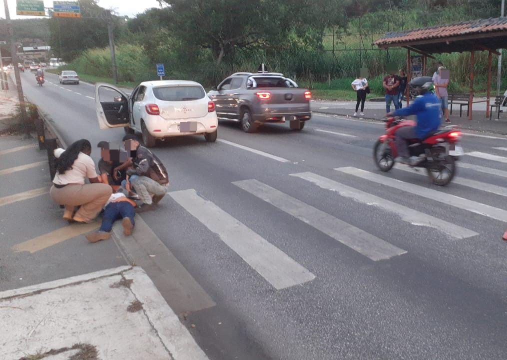 Adolescente é atropelada por carro na BR-393, em Volta Redonda 