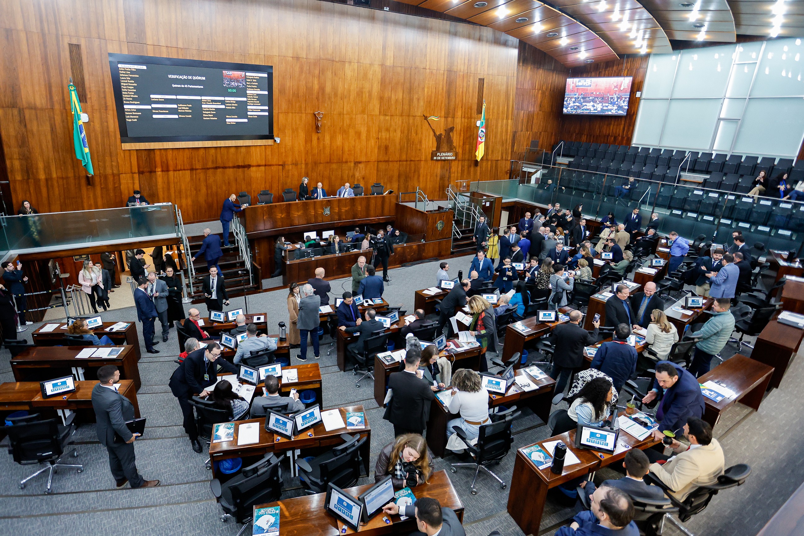 Assembleia do RS terá perfil mais à direita, estreantes e maior presença feminina
