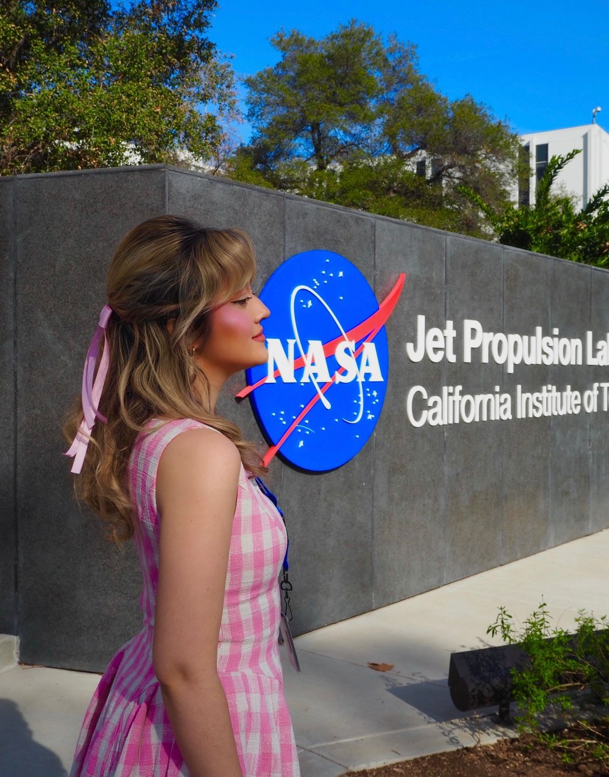 ‘Legalmente Loira’ da Nasa é brasileira, pós-doutoranda em astrofísica e pesquisadora de exoplanetas