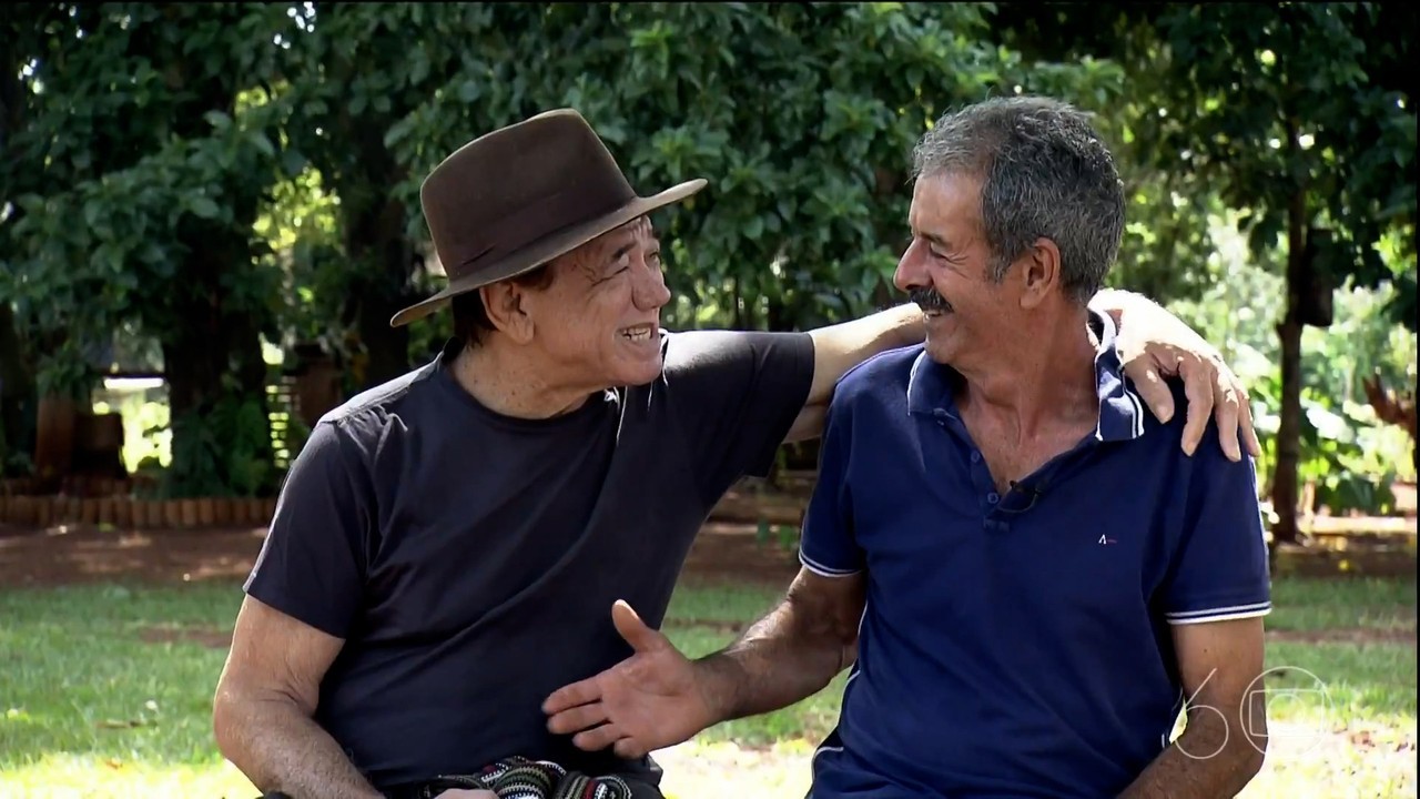 'Rei do Gado': ator Jackson Antunes reencontra família sem-terra que inspirou personagem há 30 anos