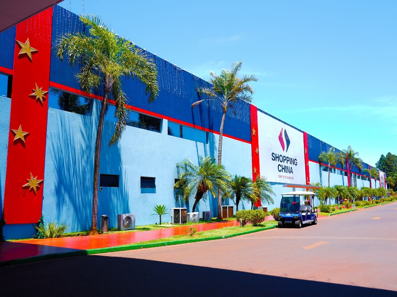 Shopping China Importados lança Natal com magia, ofertas e Papai Noel