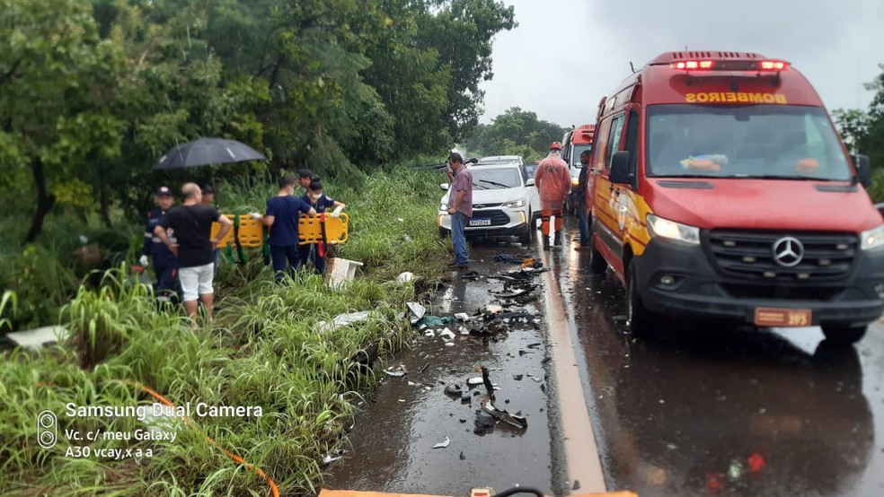 Acidente na TO-080 deixa uma pessoa morta e três feridos — Foto: Divulgação/Corpo de Bombeiros