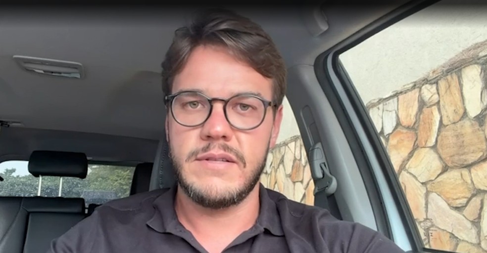 Prefeito de Campina Grande, Bruno Cunha Lima, deu as primeiras declarações sobre os peixes mortos no Açude Velho — Foto: TV Paraíba