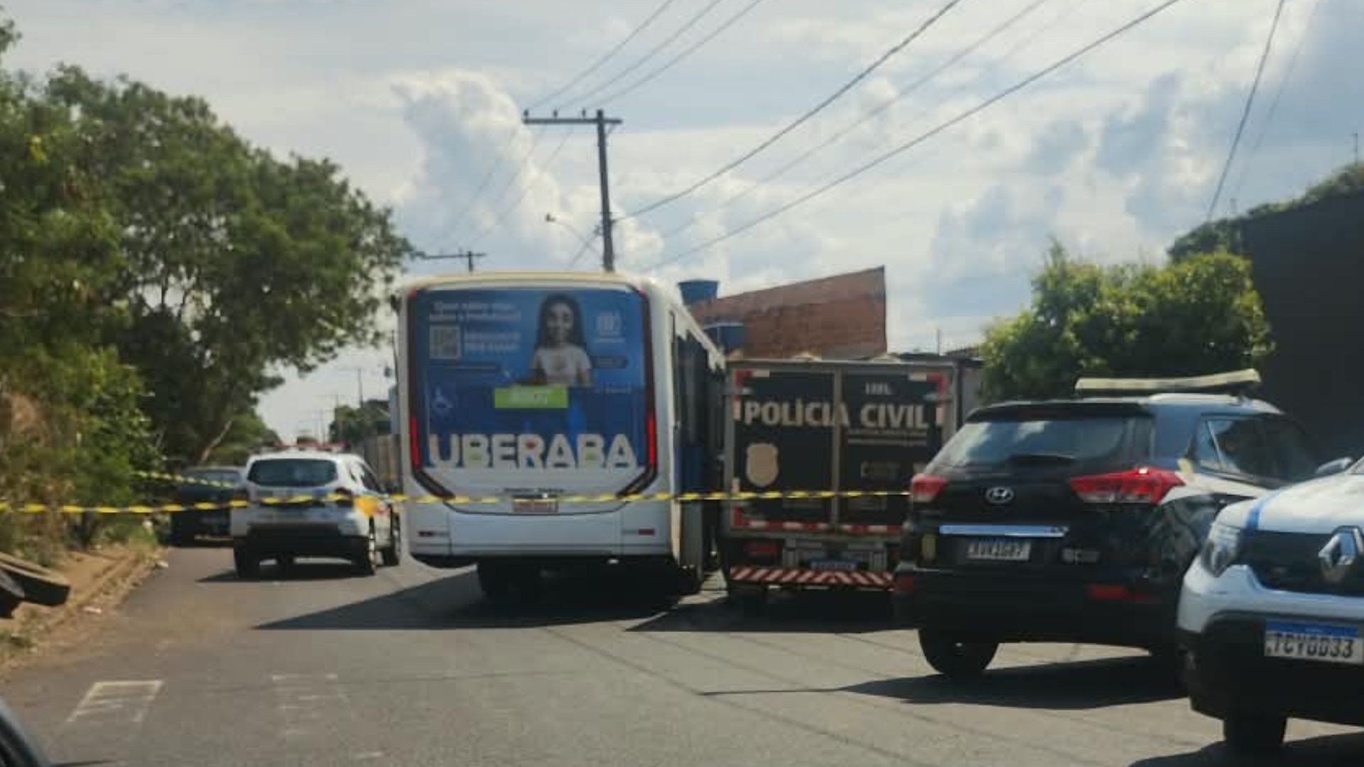 Mulher morre atropelada por ônibus do transporte público em Uberaba