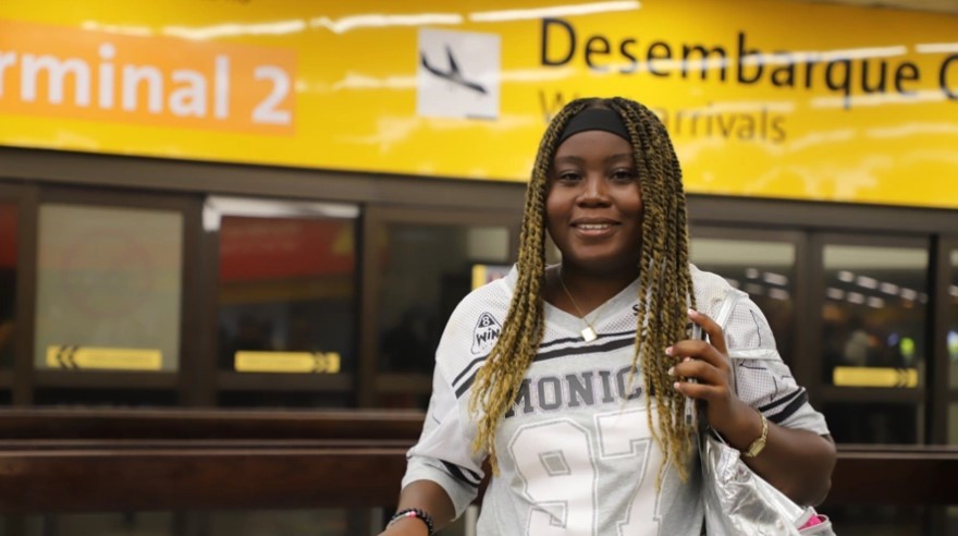 Mais de 150 haitianos chegam ao Aeroporto Internacional de SP em voo de reunião familiar; recepção tem apoio da Cáritas e Acnur