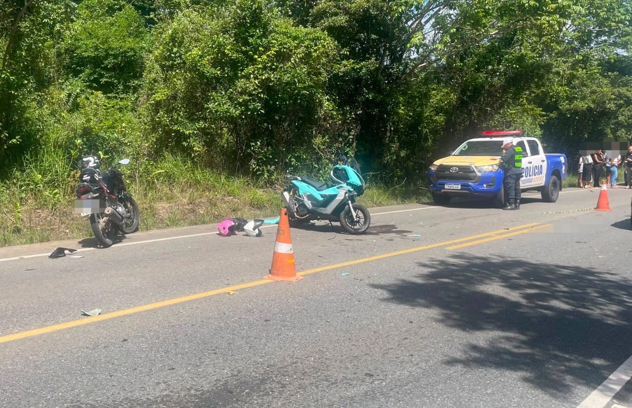 Três pessoas ficam feridas em acidente envolvendo veículos em rodovia de São Cristóvão
