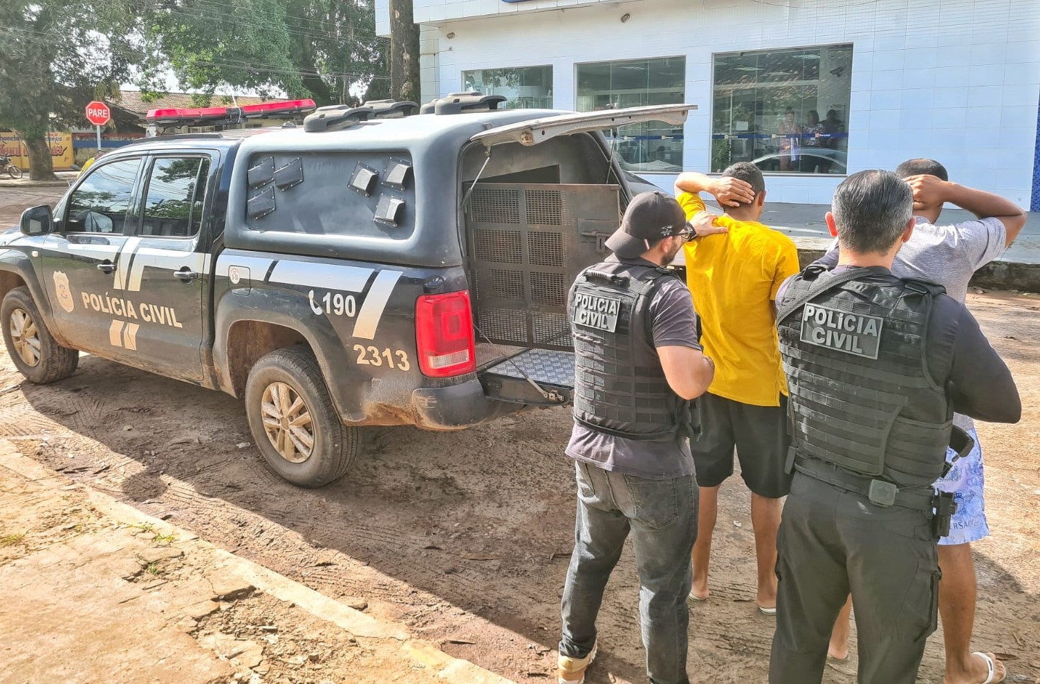 Operação prende 7 pessoas suspeitas de envolvimento em organização ...
