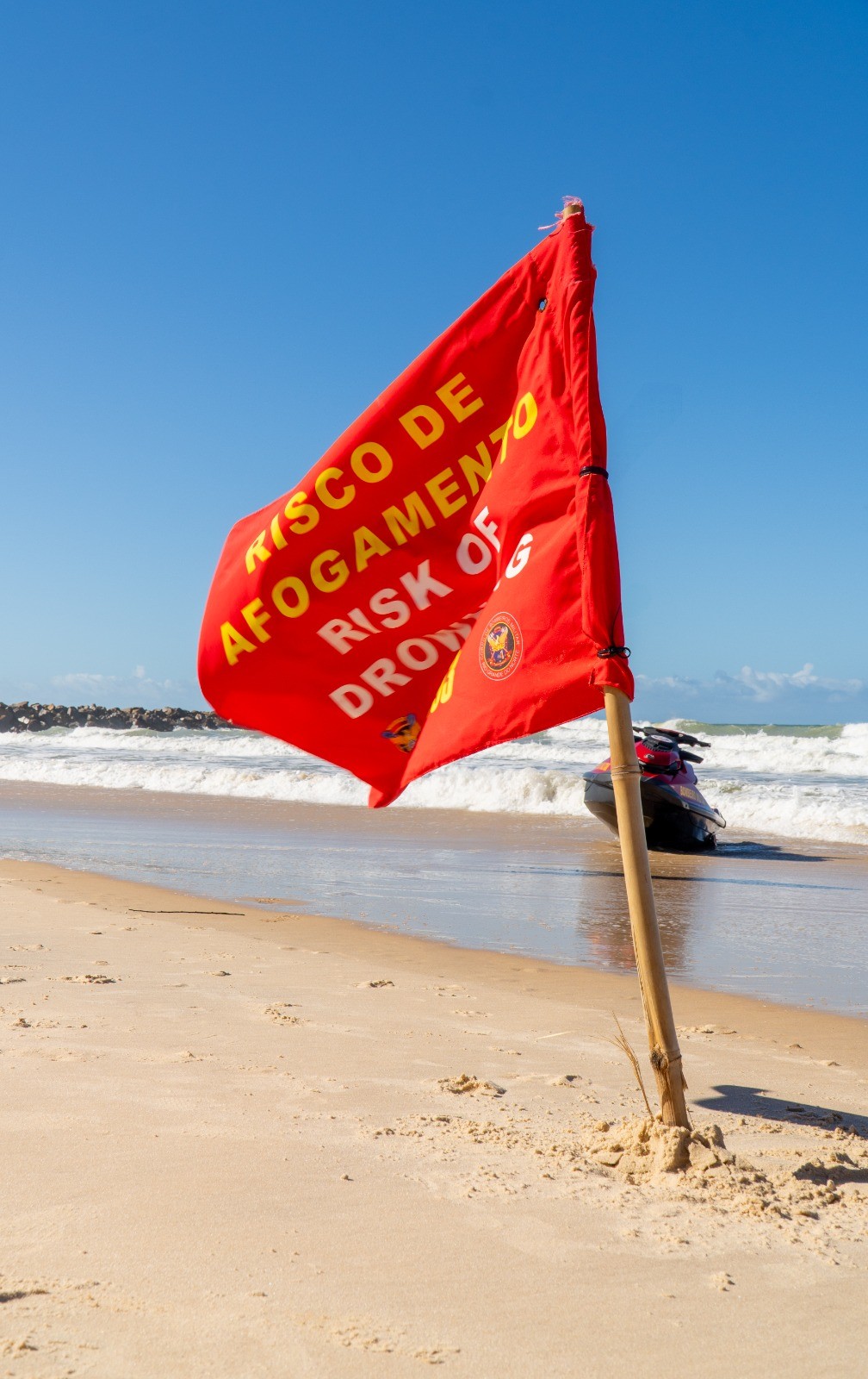 Mais de mil pessoas foram resgatadas nas praias da Região dos Lagos em seis meses