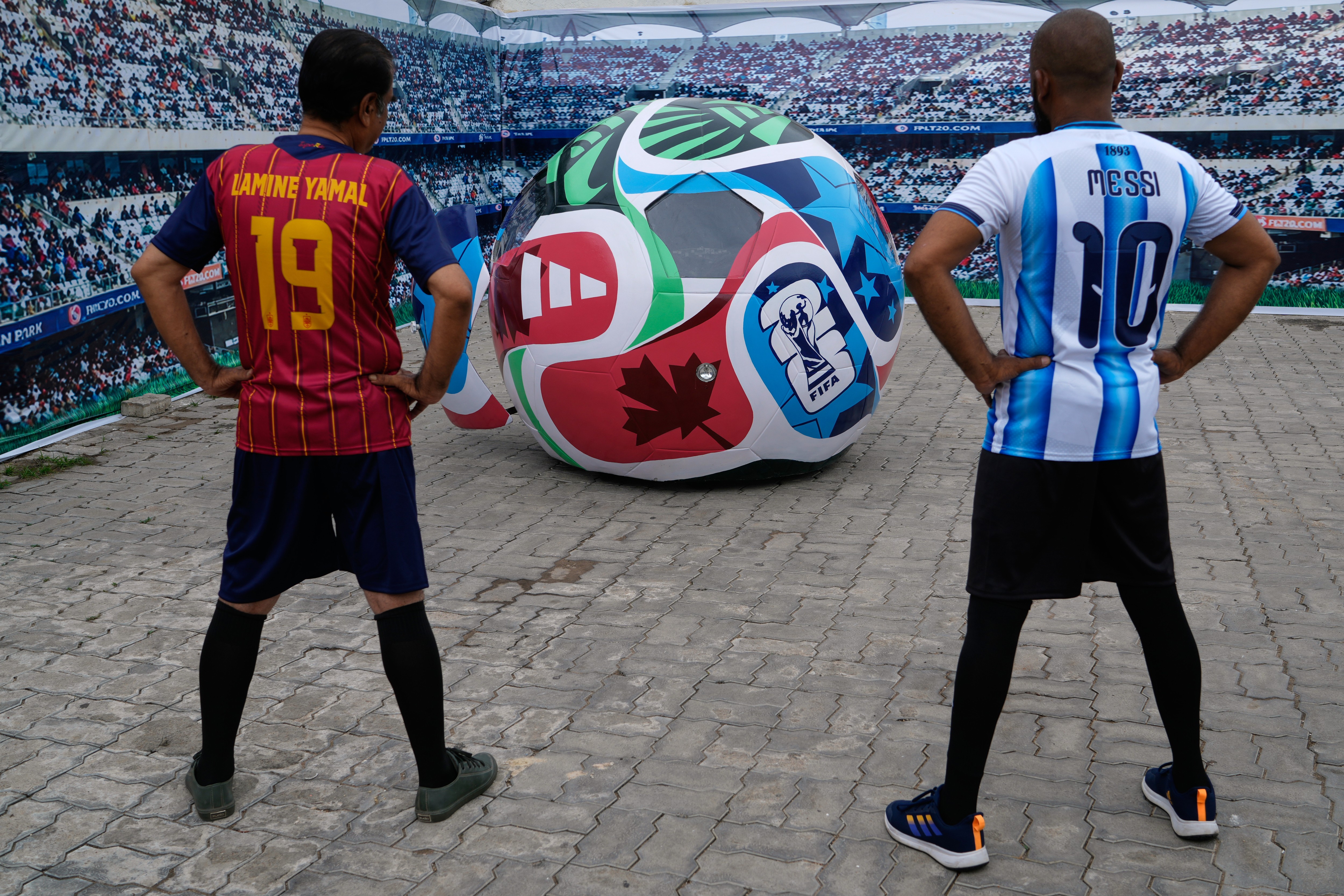 Colônia contra metrópole: a história por trás de Argentina e Espanha, que protagonizam a final da Copa do Mundo