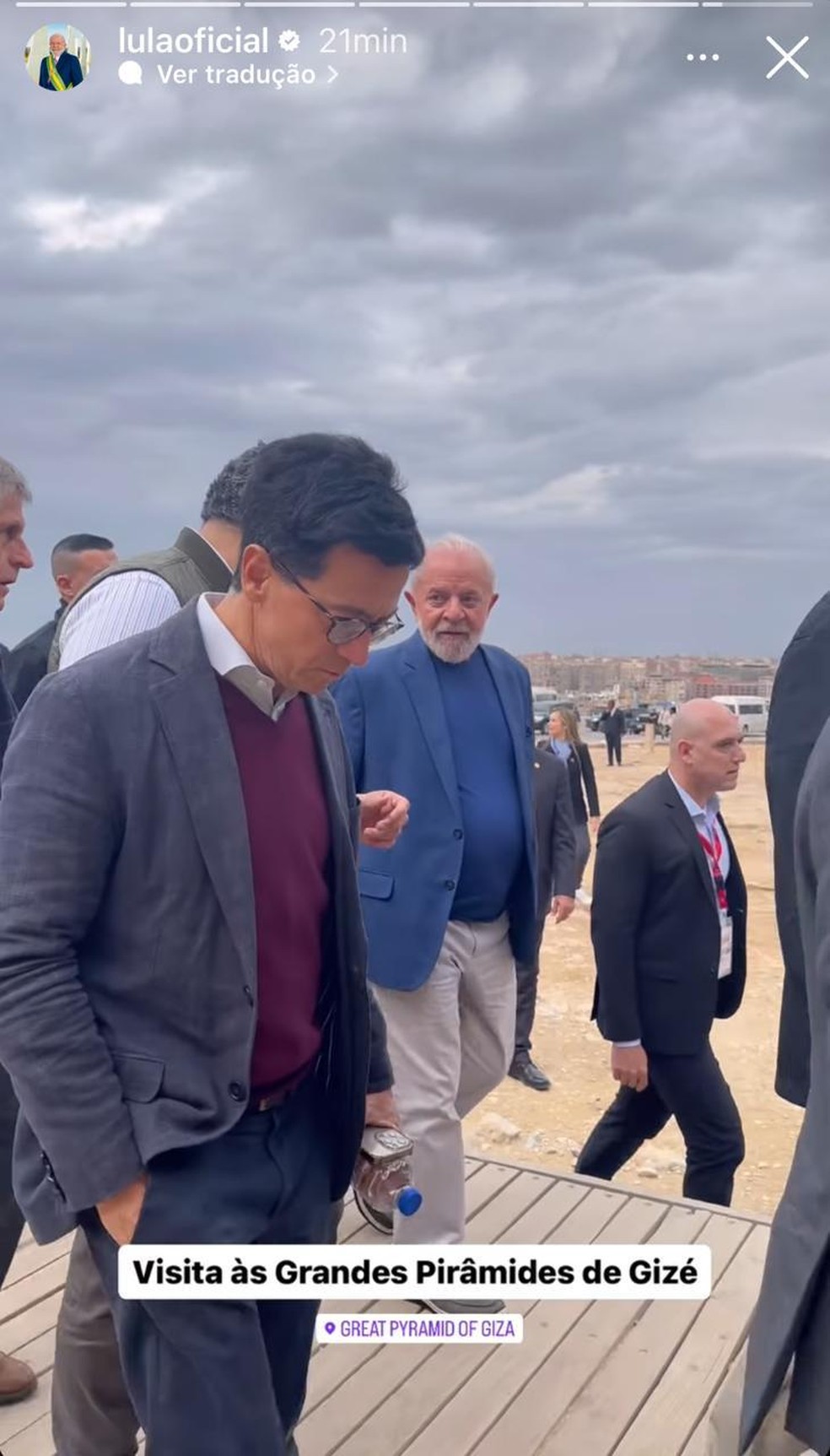 Lula durante visita às Pirâmides de Gizé, no Egito — Foto: Reprodução/Instagram