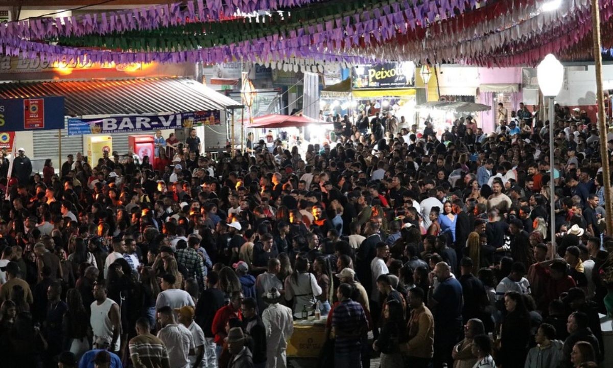 Tiroteio deixa quatro baleados e interrompe festa junina na Bahia