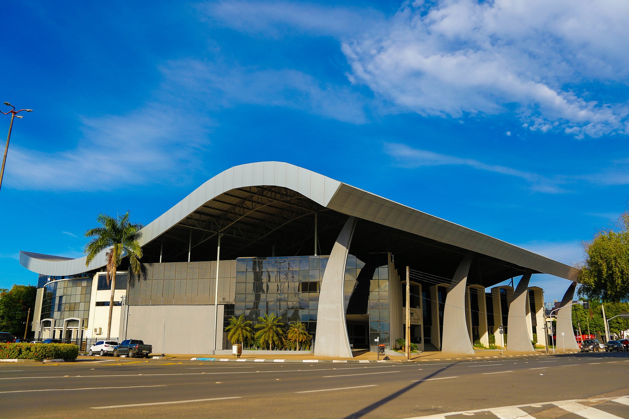 Justiça determina que Assembleia Legislativa de Roraima reduza número de cargos comissionados 