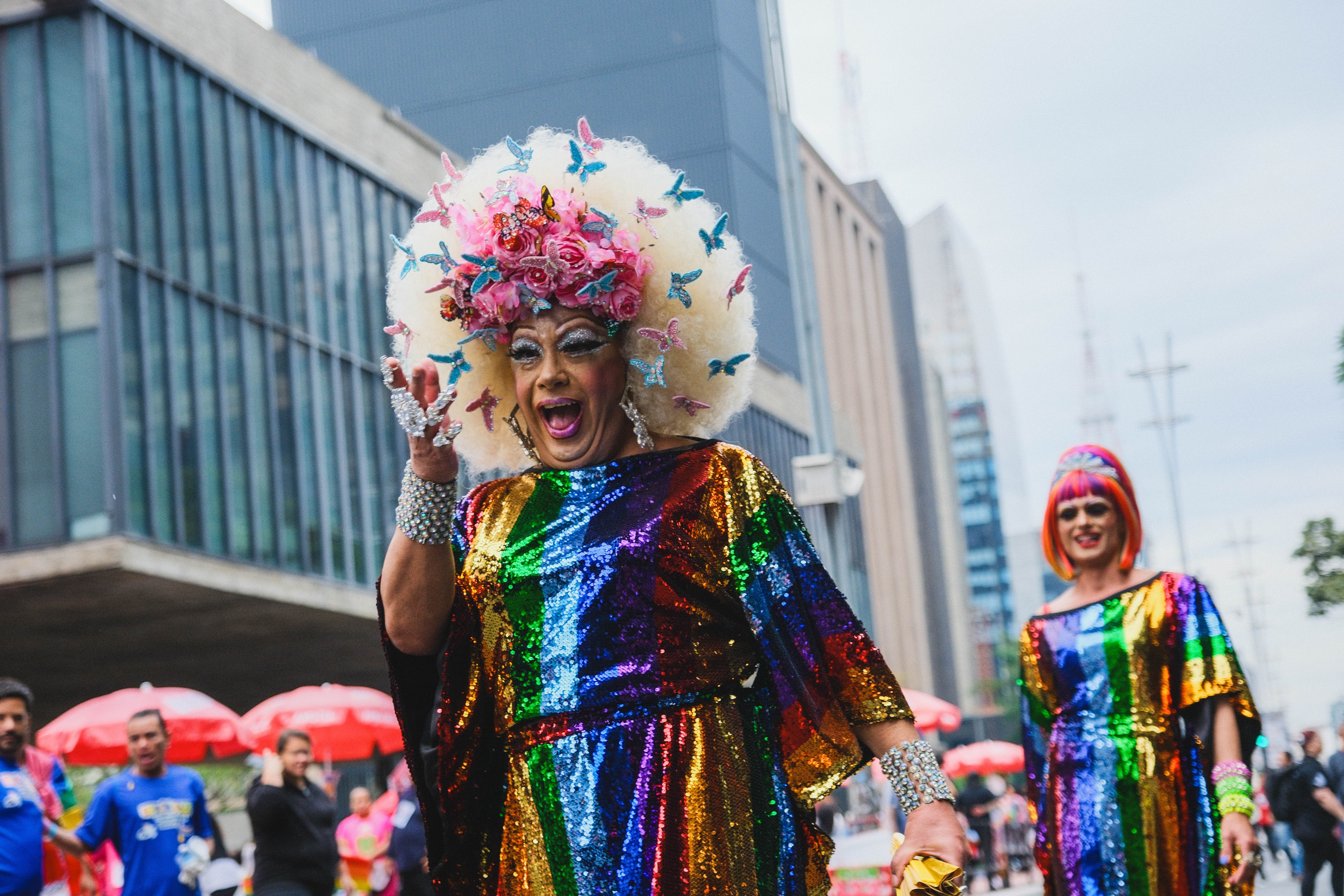 FOTOS: 29ª Parada do Orgulho LGBT+ colore a Av. Paulista em SP, e celebra o amor, as famílias e o envelhecimento