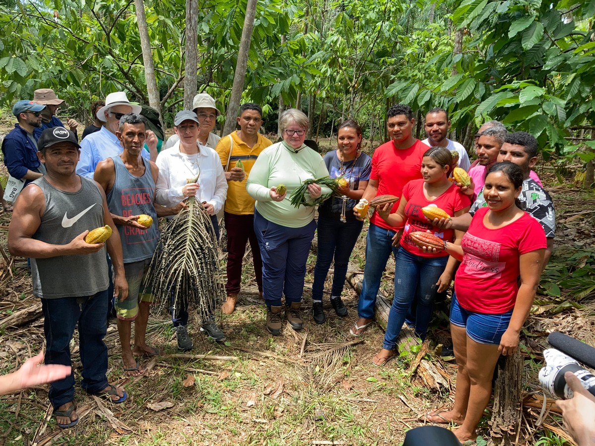 British Environment Minister visits the Quilombola community in Pará: “They are the guardians of the Amazon,” he says  to