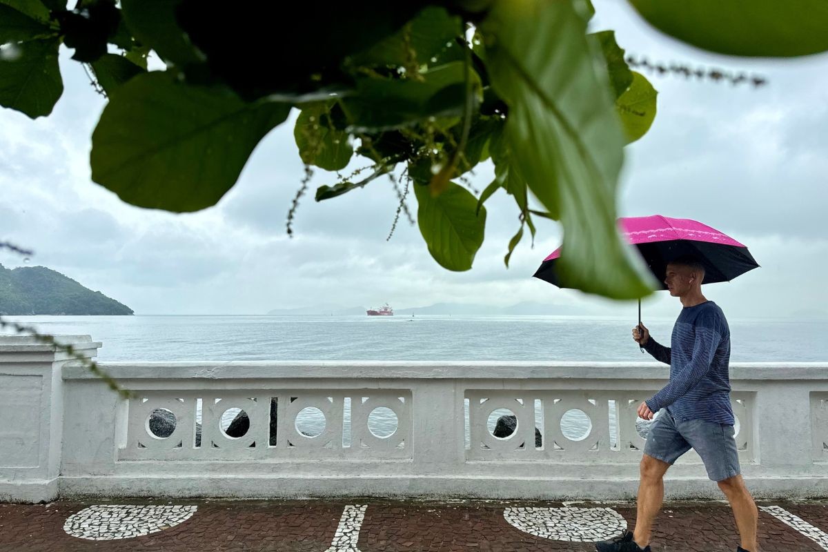 Chuva e instabilidade marcam o fim de semana no litoral de SP; veja a previsão
