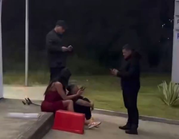 Gracyanne Barbosa é assaltada na Barra da Tijuca e tem carro levado por bandidos 