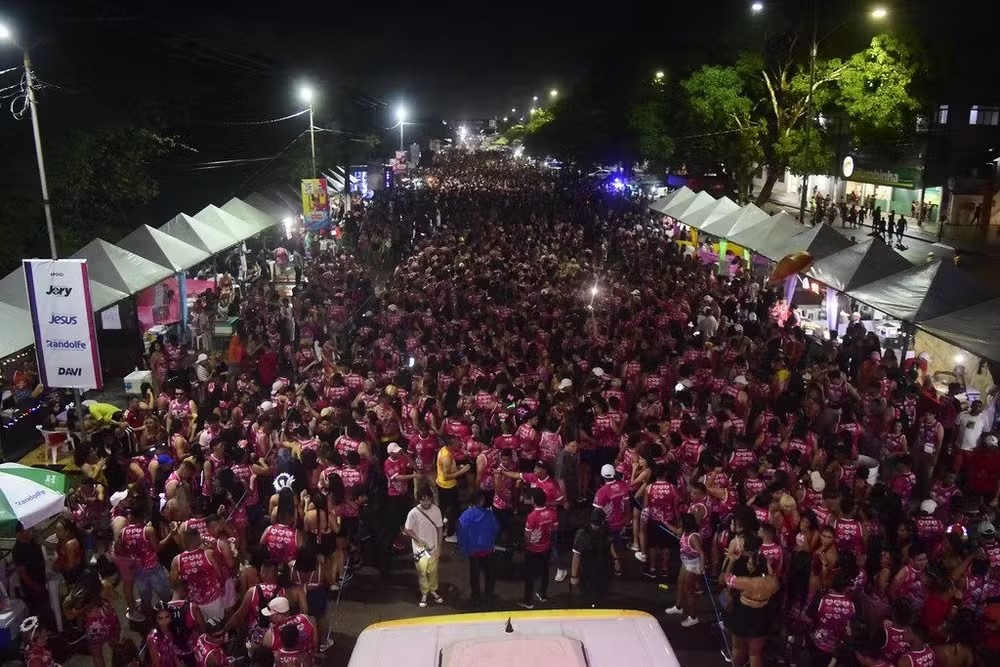 Carnaval em Santana é adiado após bombeiros identificarem irregularidades