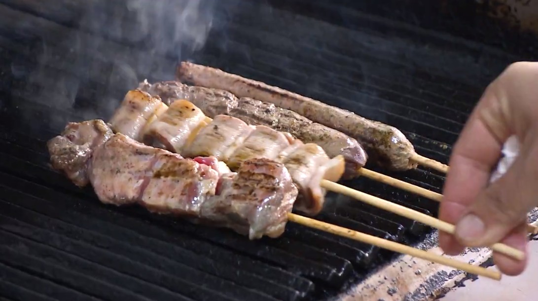 Espetinhos de churrasco serão proibidos no Carnaval de Porto Velho? Veja o decreto oficial