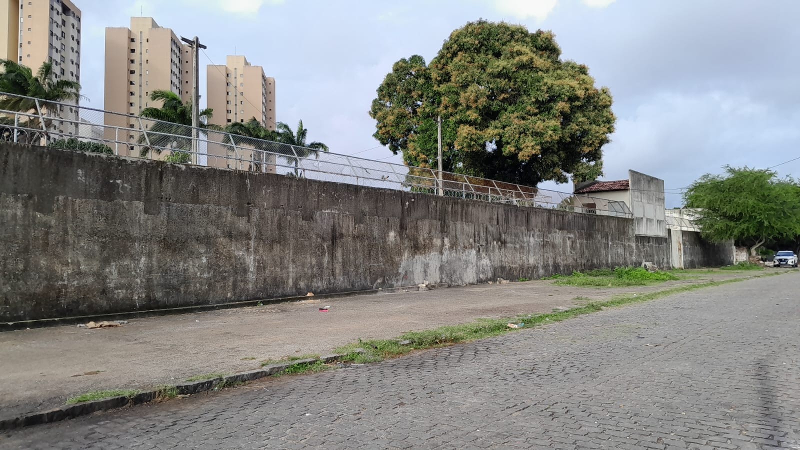 Muros baixos, mofo, goteiras: MP recomenda reformas em unidades socioeducativas do RN