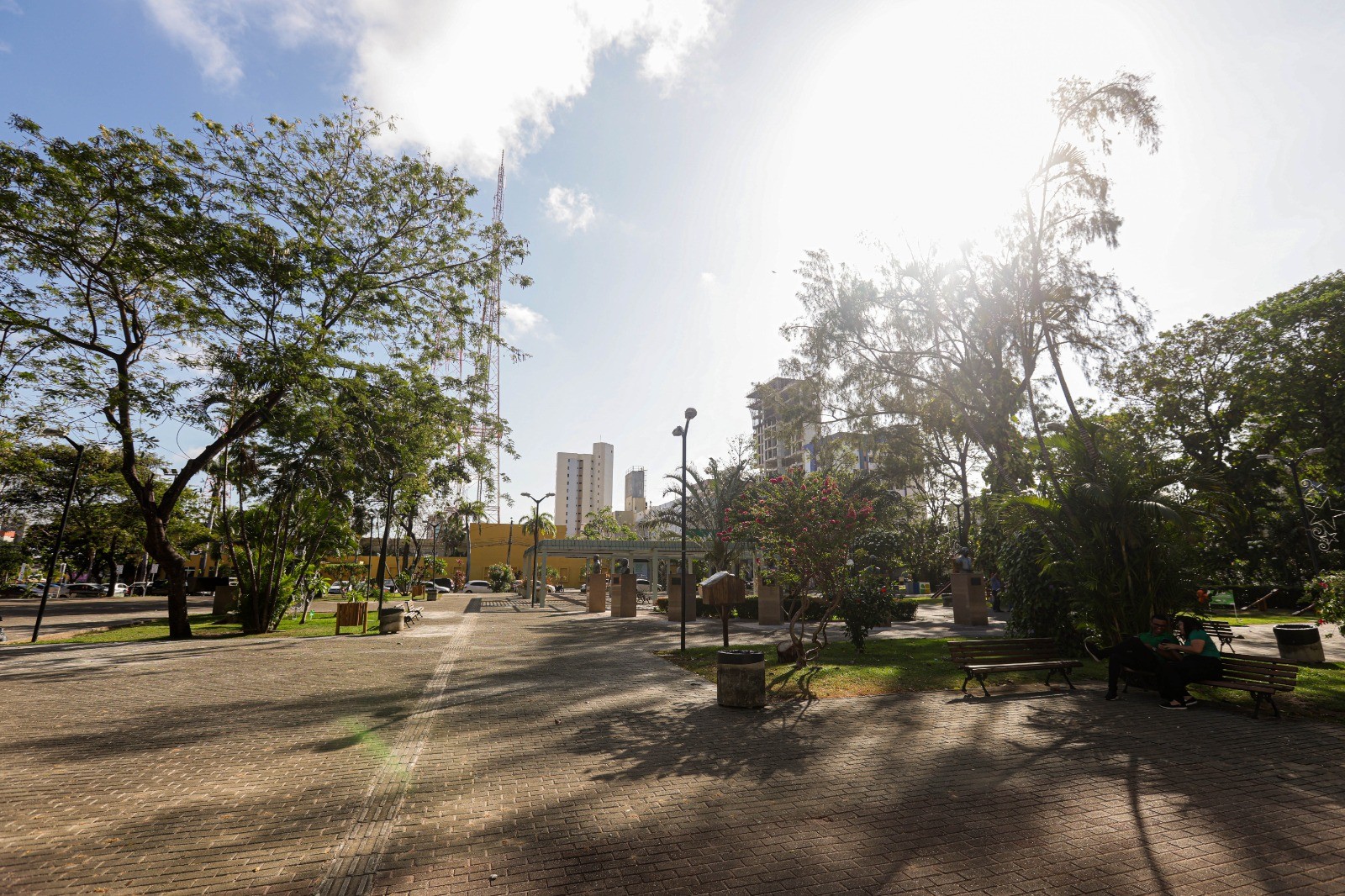 Praças para todos: entenda como Fortaleza planeja e cuida dos espaços públicos 
