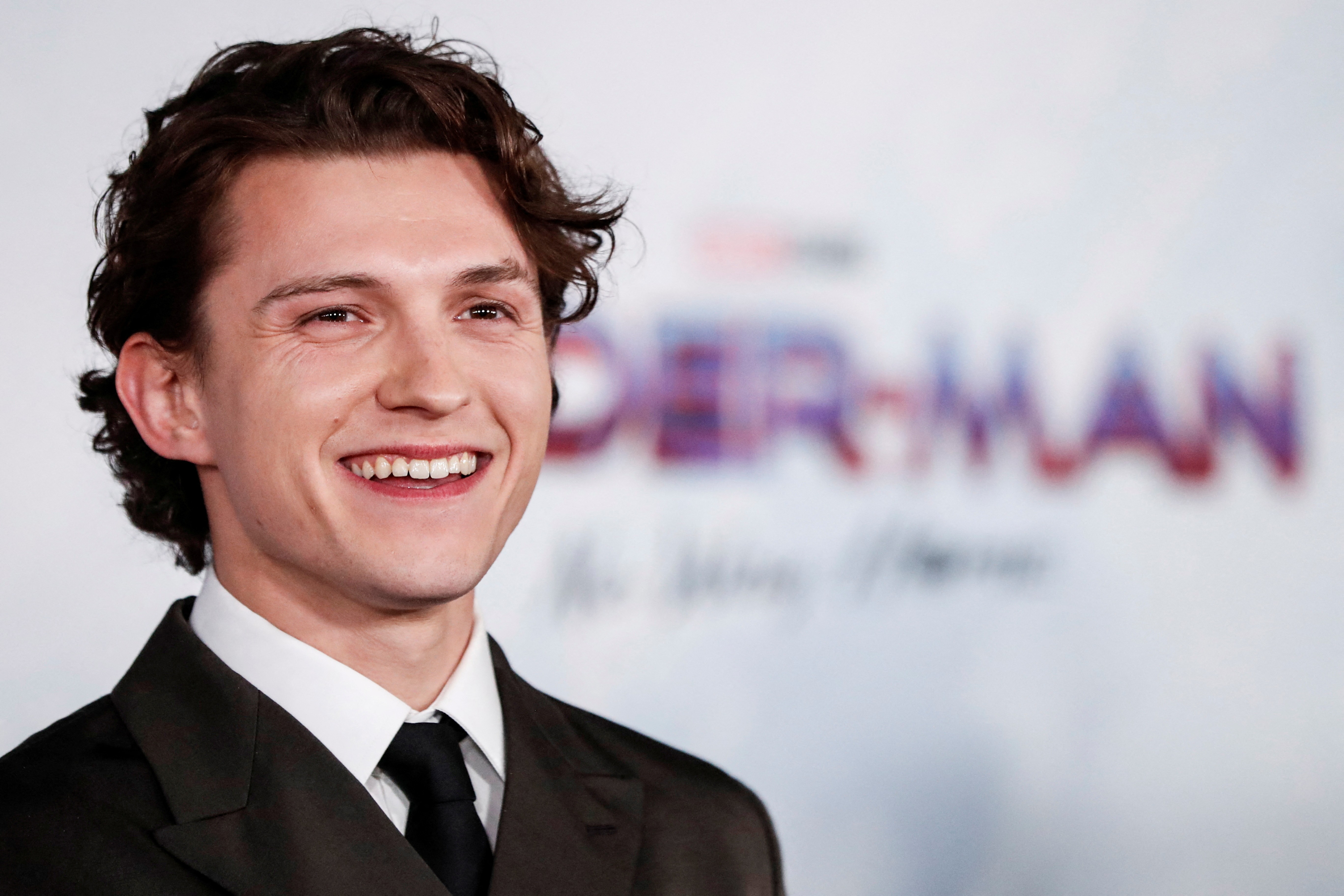 Tom Holland sofre concussão no set de ‘Homem-Aranha: Um Novo Dia’