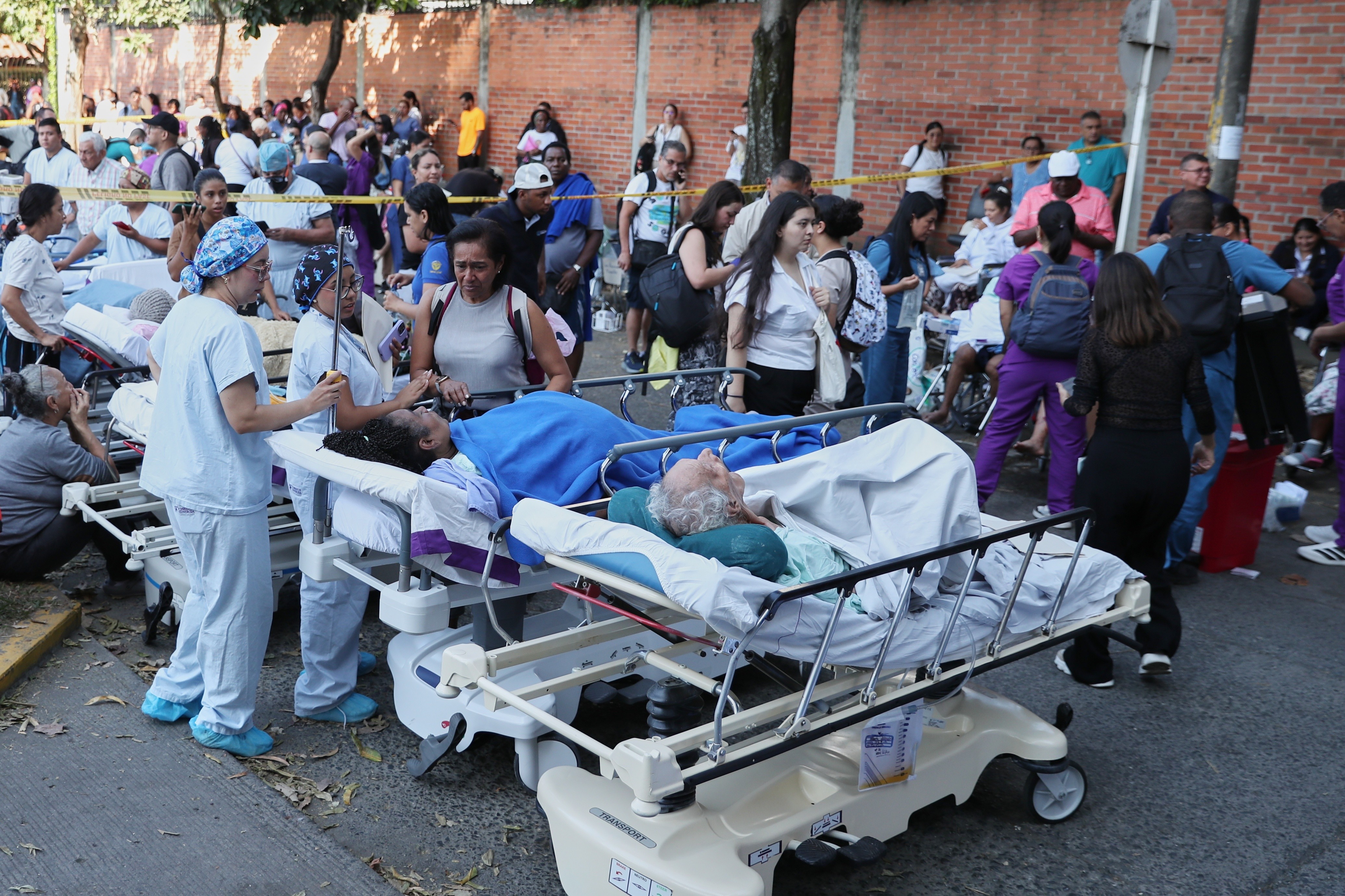 Terremoto na Colômbia: VÍDEOS e FOTOS retratam destruição e desespero no país