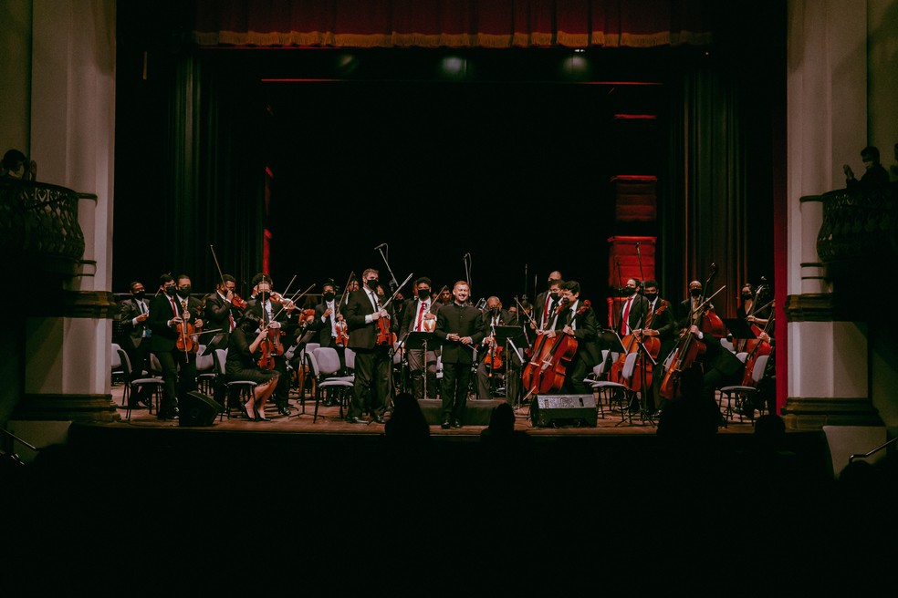 Orquestra Sinfônica do Rio Grande do Norte se apresenta no Teatro Alberto Maranhão — Foto: Lew Ferreira