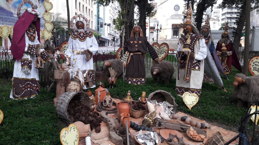 Benzeduras e coleta de berbigão: veja os 7 novos bens imateriais de Florianópolis