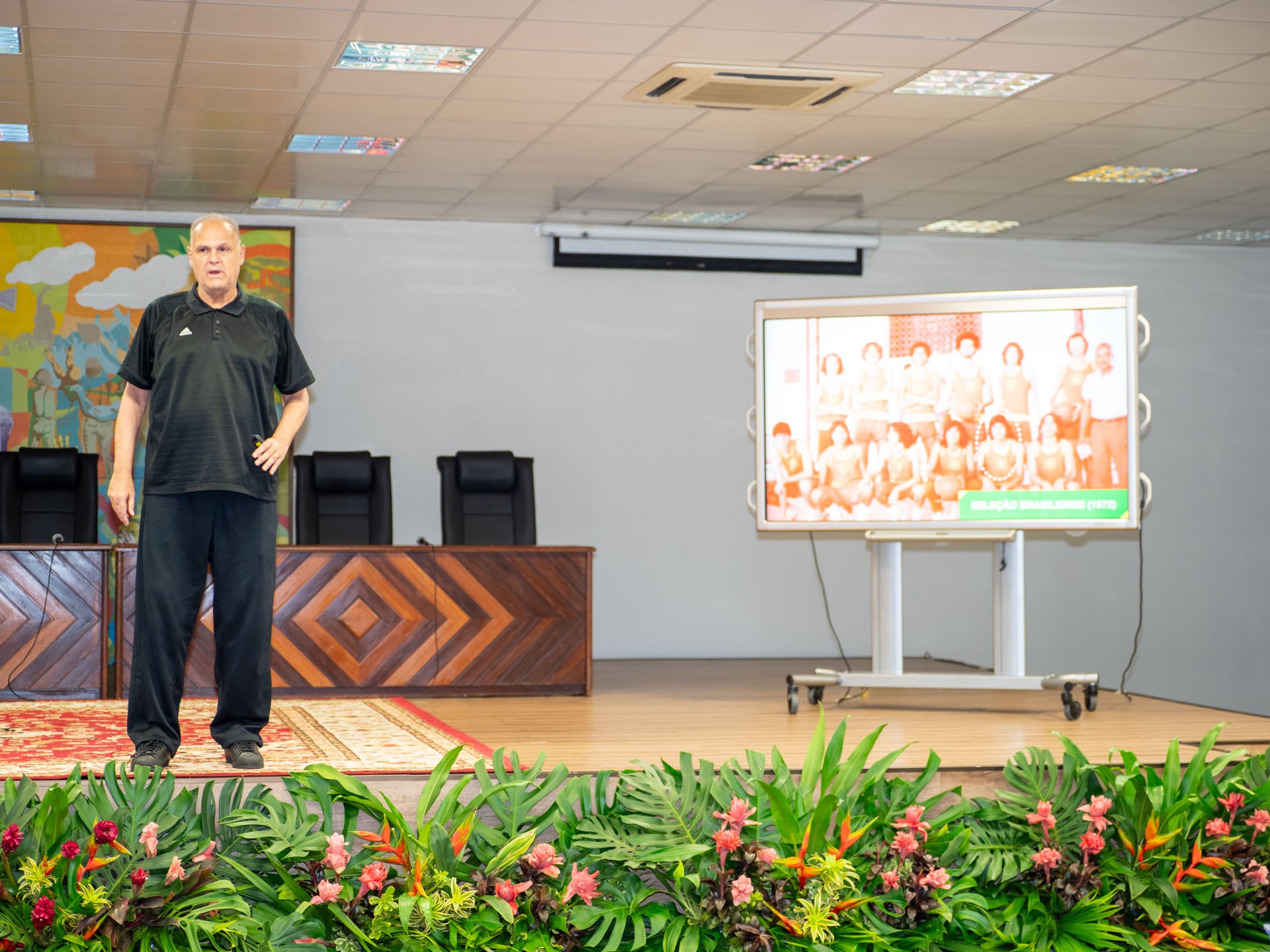 Morte de Oscar Schmidt: relembre última passagem do ídolo pelo Amazonas com palestra e homenagem 
