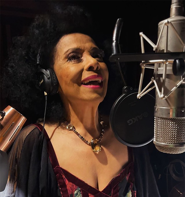 Eliana Pittman grava álbum ao vivo em São Paulo com sinfônica pop em show com jazz, bossa nova, samba e bolero