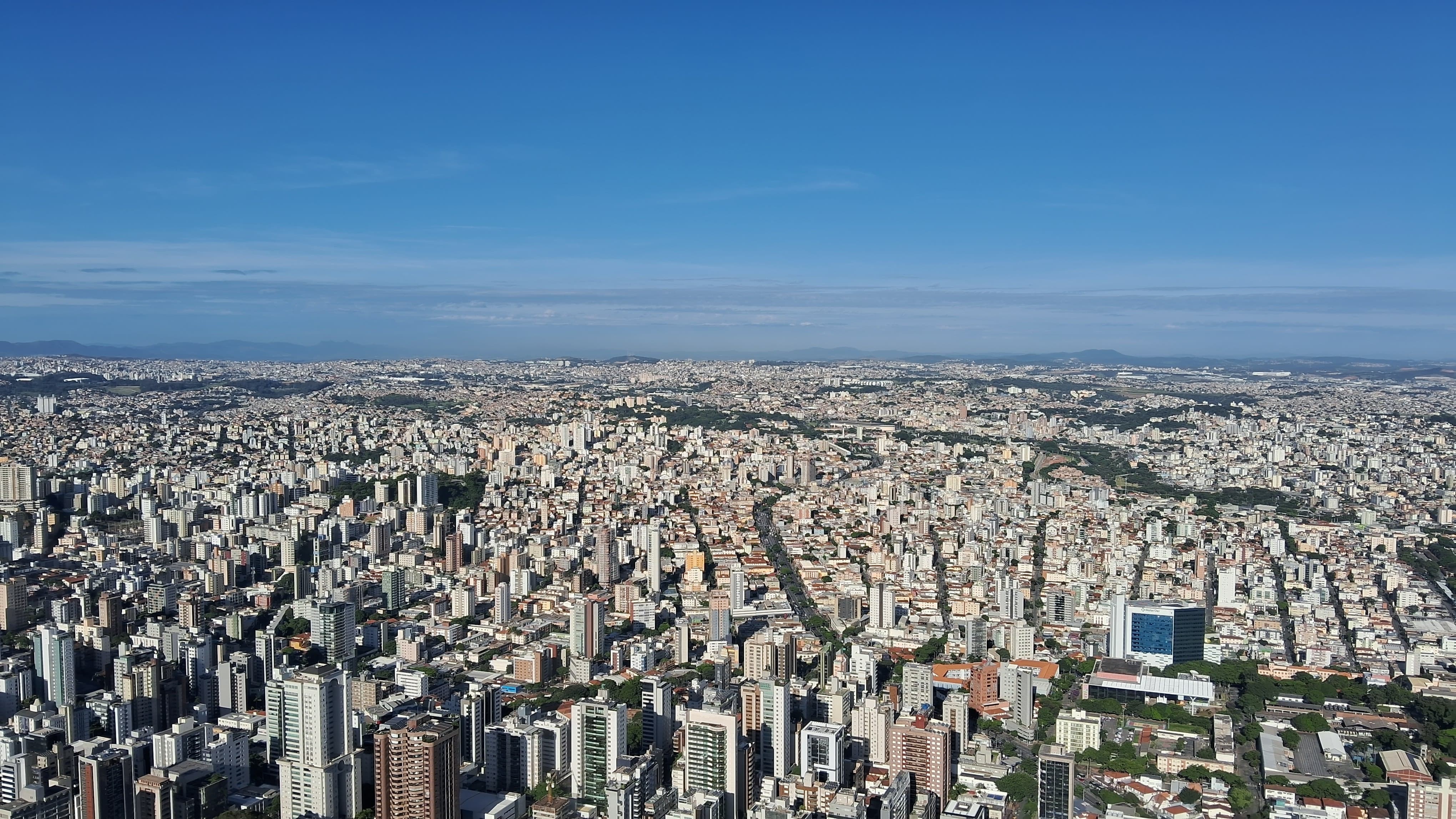 Sol fica forte e com pouca chance de chover nesta quarta-feira na Grande BH; veja como fica o tempo