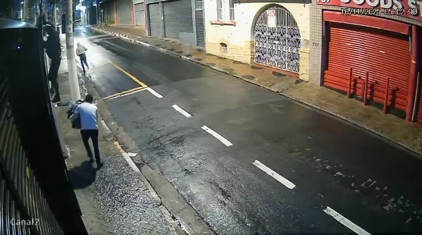 VÍDEO: loja é furtada duas vezes na mesma madrugada em Campinas; prejuízo é de R$ 30 mil
