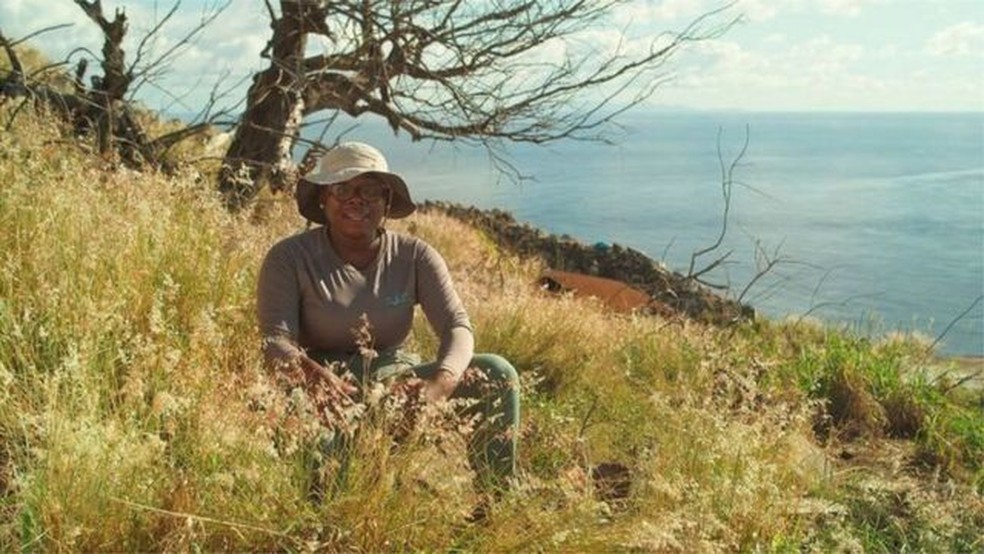 Johnella Bradshaw se orgulha das conquistas ambientais alcançadas em Redonda. — Foto: BBC