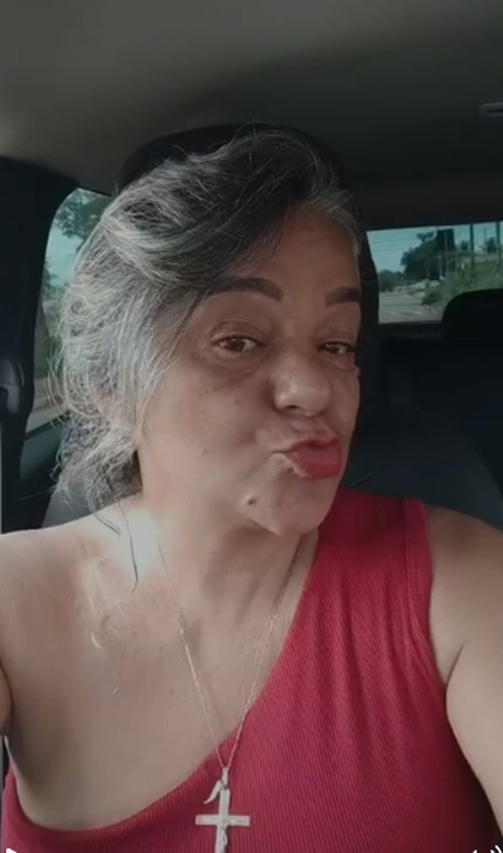 Eliane Cristina de Souza, que ficou trancada no cemitério após perder horário de saída em MT — Foto: Arquivo pessoal