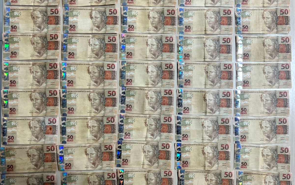 Trio é preso após repassar dinheiro falsificado e polícia apreende R$ 4 ...