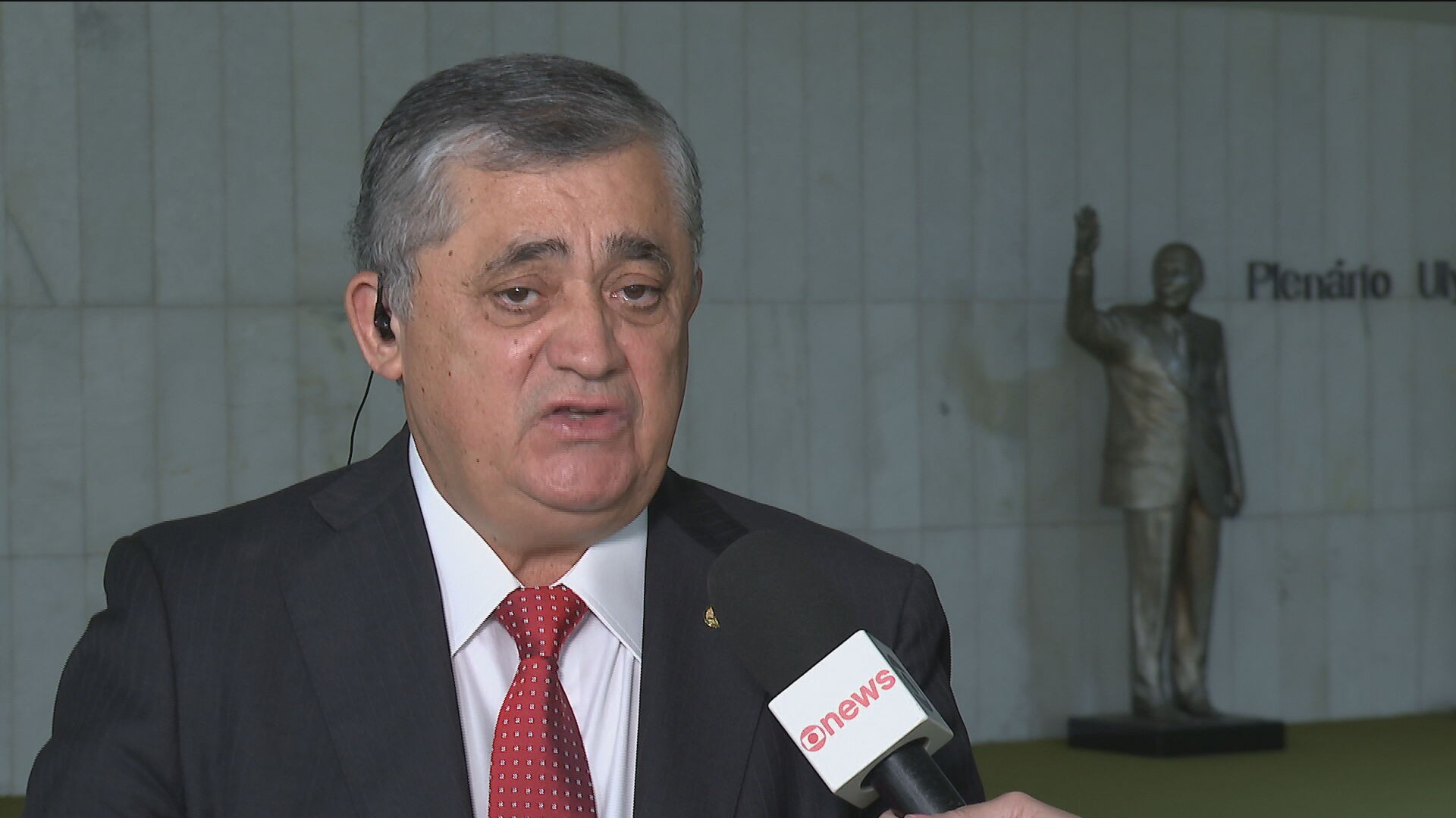 Para líder, reunião entre governo e cúpula do Congresso foi produtiva e restabeleceu diálogo sobre IOF