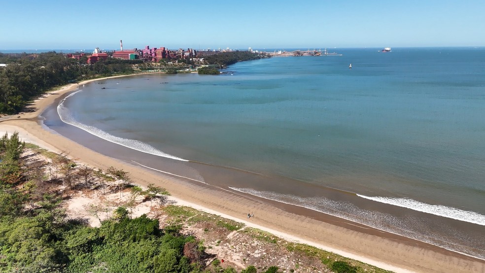 Parte norte da Praia de Camburi em Vitória, Espírito Santo foi revitalizada e a areia foi trocada — Foto: Wilbert Suave