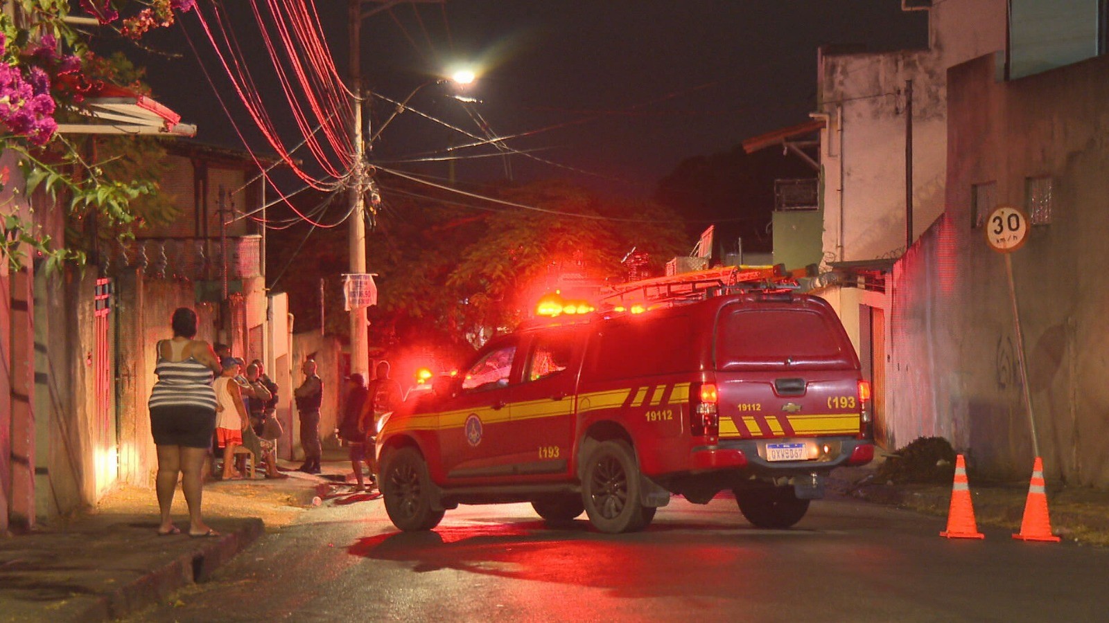 Homem põe fogo na casa da avó; idosa tem medida protetiva contra ele