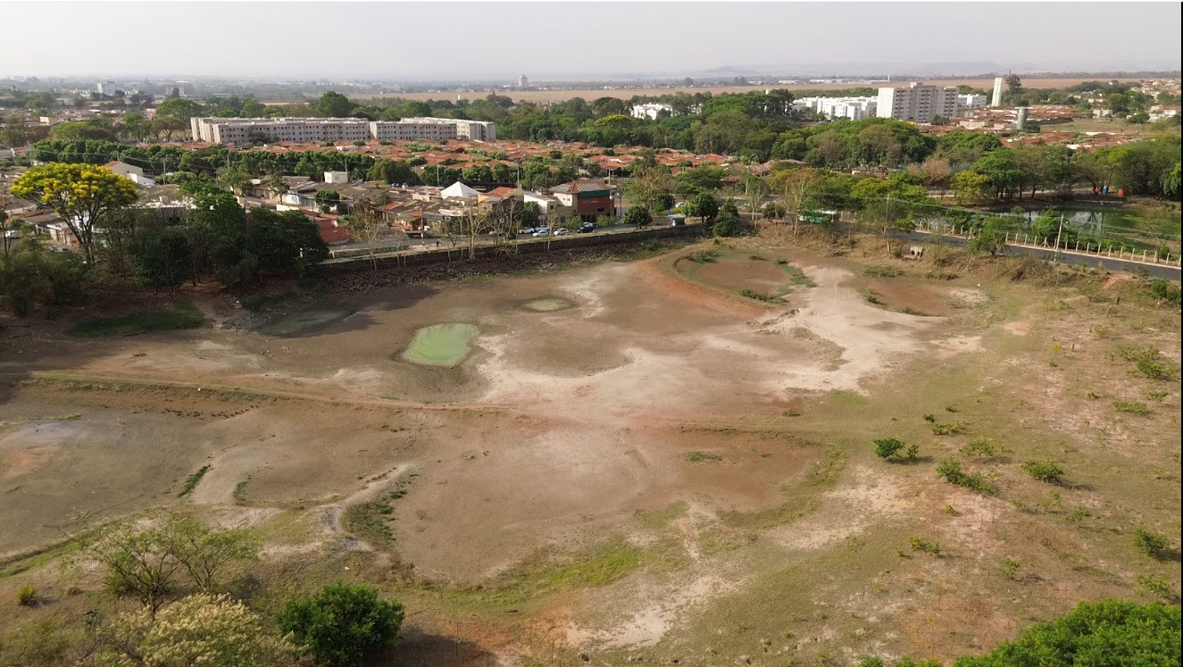 Seca histórica transforma lagoas, rios e matas no interior de SP; veja antes e depois