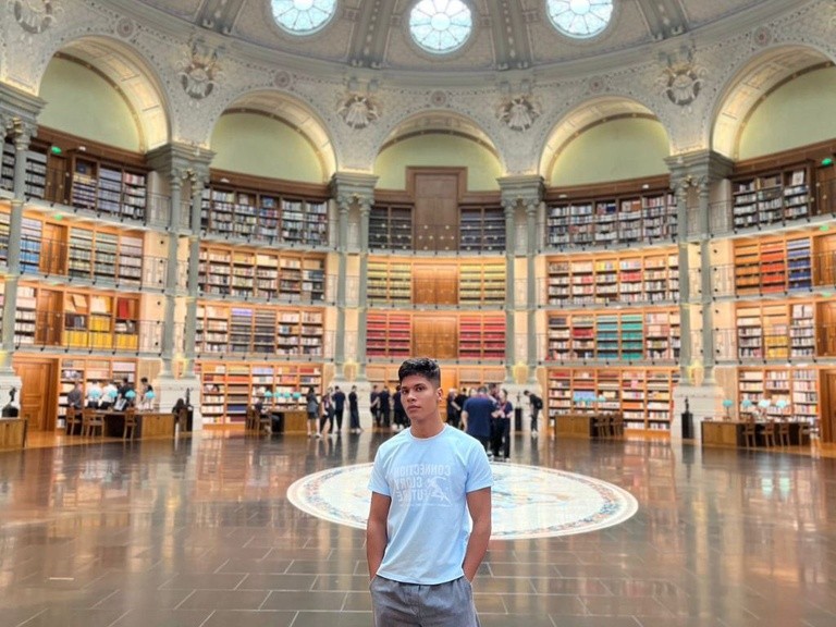 'Dedicação e vontade de aprender', diz estudante do IFPB que ganhou medalha de ouro em competição de tecnologia na China