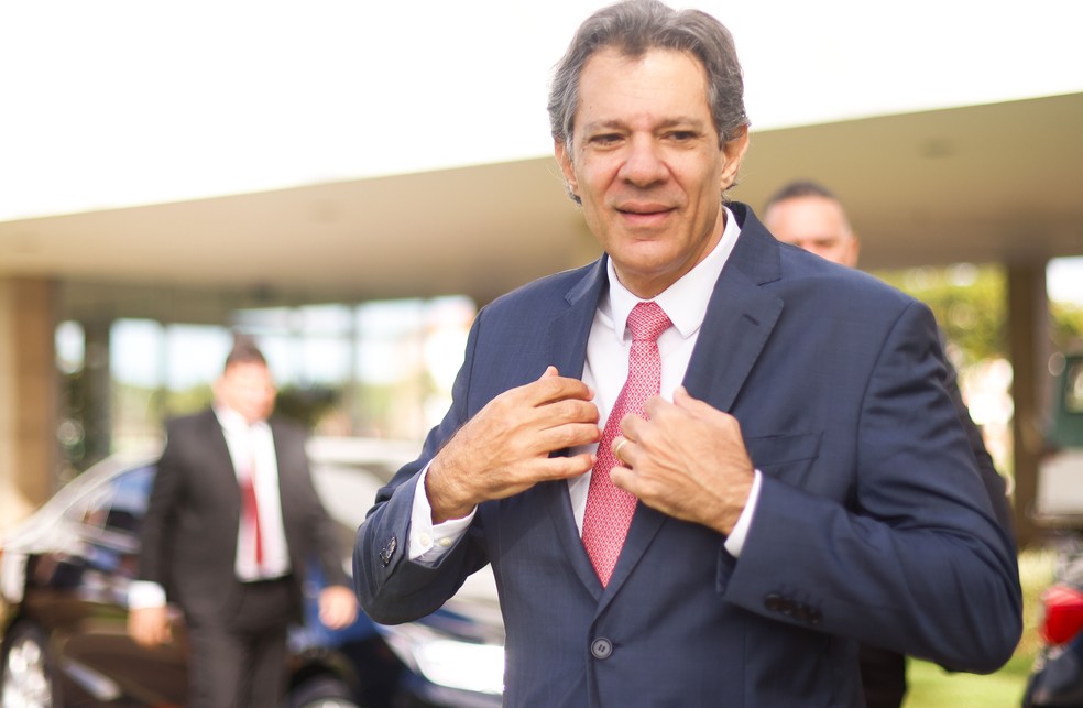 O ministro da Fazenda, Fernando Haddad, concede entrevista no Hotel Brasília Palace, nesta terça-feira, 3 de junho de 2025. — Foto: WILTON JUNIOR/ESTADÃO CONTEÚDO