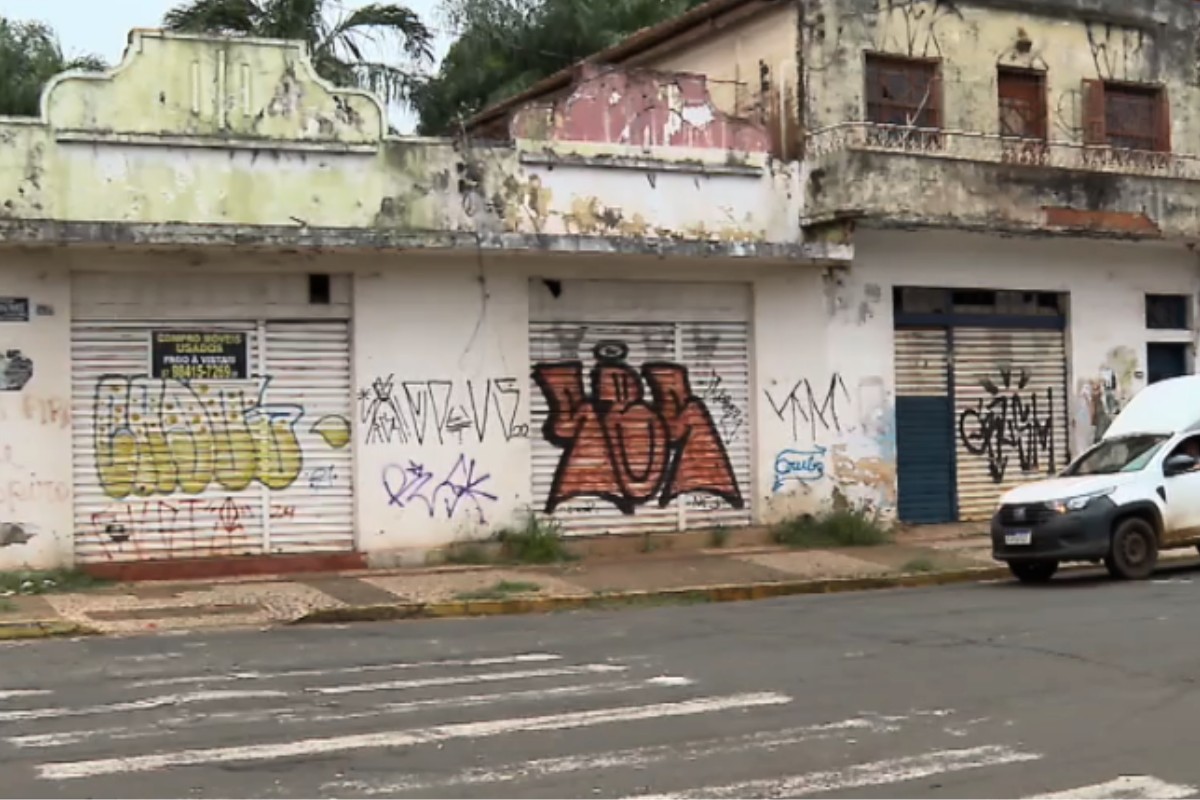 O efeito dominó do abandono: como a ruína da antiga rodoviária enfraquece o Centro de Campo Grande