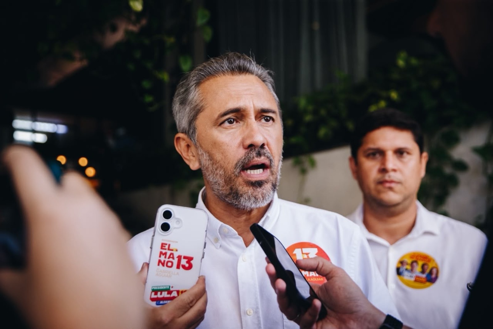 Elmano promete expandir tratamento do câncer no interior e levar radioterapia a novas regiões
